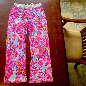 Lilly Pulitzer kids joggers! Size L (8-10)